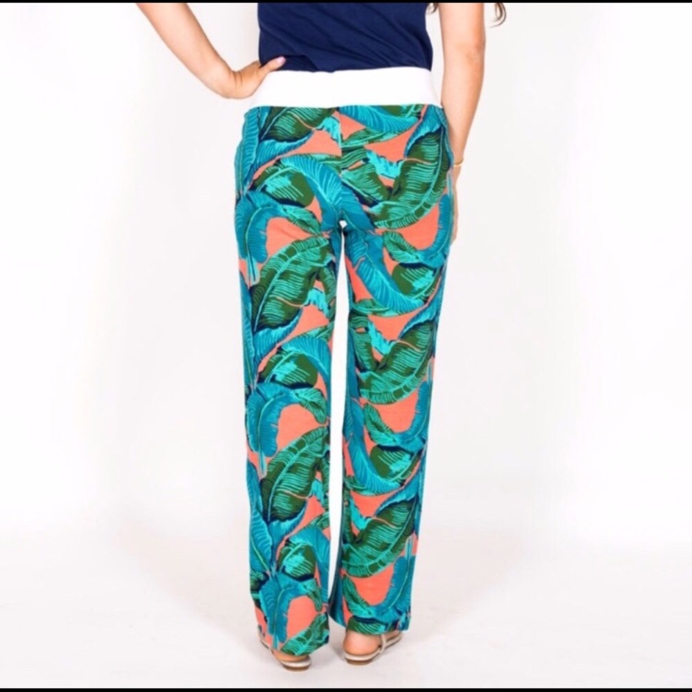Retro Palm Coral pants.